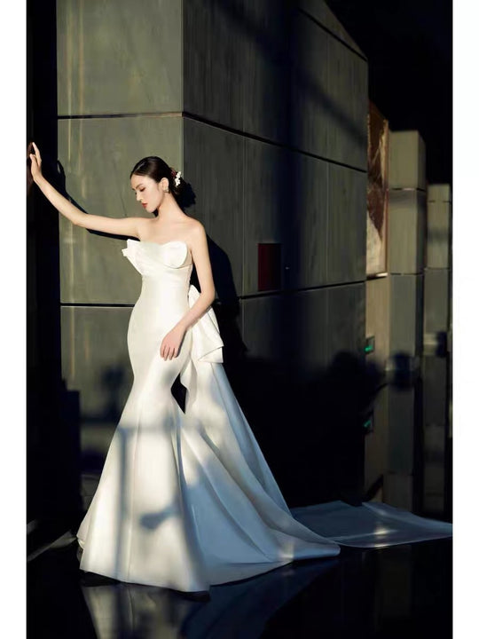 CELINE Sophisticated Wedding Dress with Stunning Back Bow Design