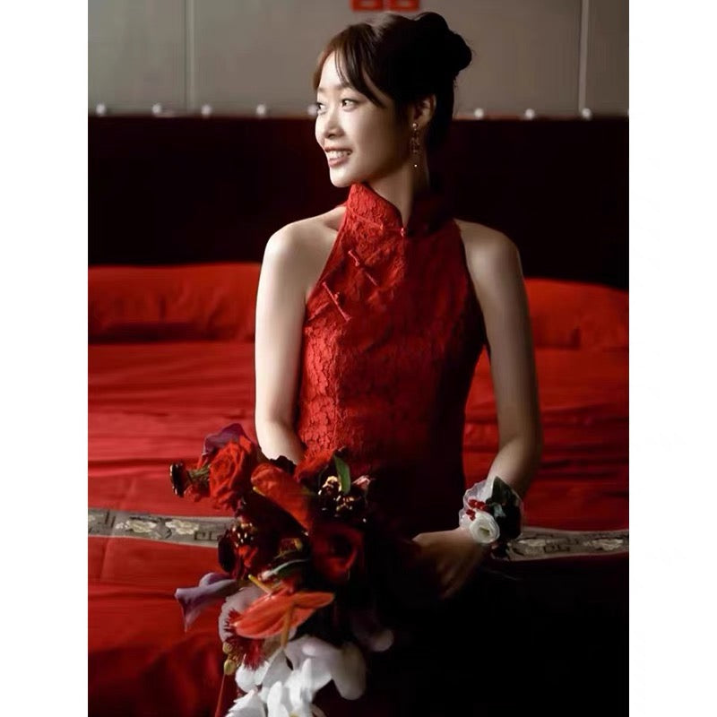 Modern Sleeveless Red Qipao with Lace Details