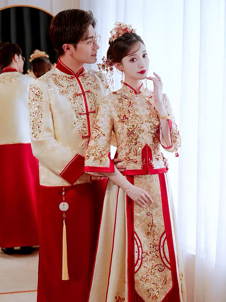 Elegant Gold White Wedding Qun Kua 龍鳳卦/秀禾服 for Bride with Lucky Red Details