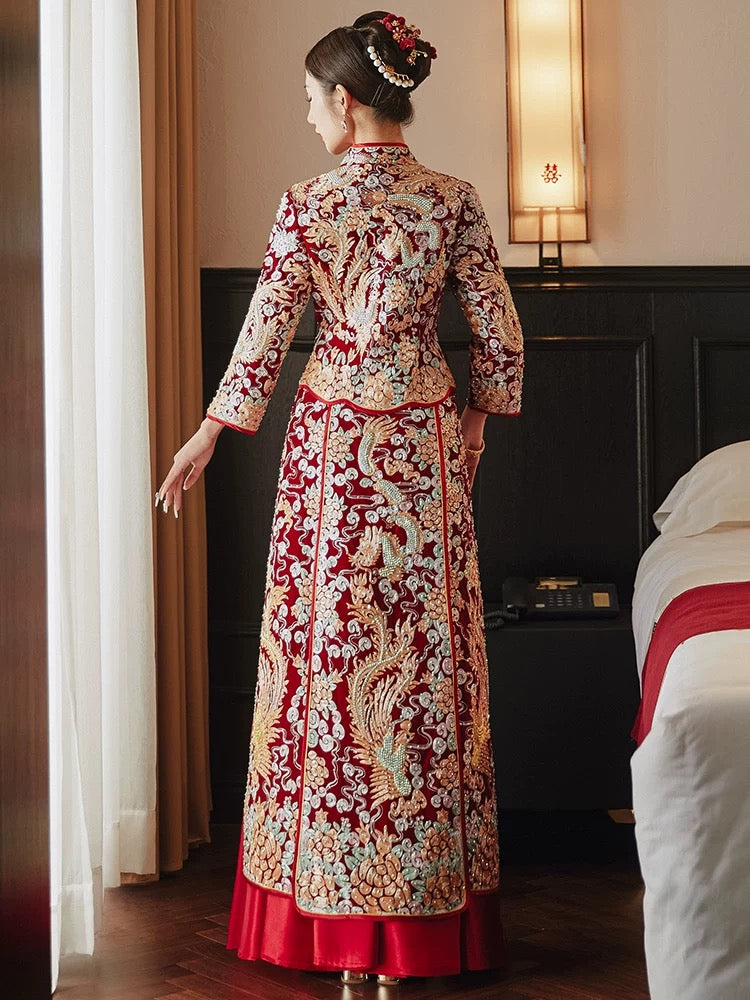 Glamorous Wedding Qun Kua with Luxurious Embroidery  龍鳳卦/秀禾服 for Bride with Coat & Skirt