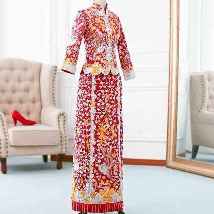 Wedding Qun Kua 龍鳳卦/秀禾服 for Bride with White and Gold Phoenix Embroidery