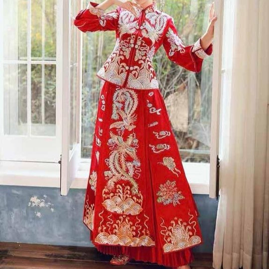 Gold and Silver Beaded Phoenix Embroidery Wedding Qun Kua 龍鳳卦/秀禾服 for Bride in Chinese Red
